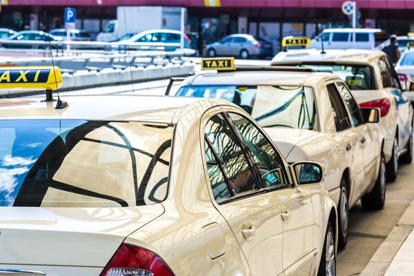 best taxi hosur